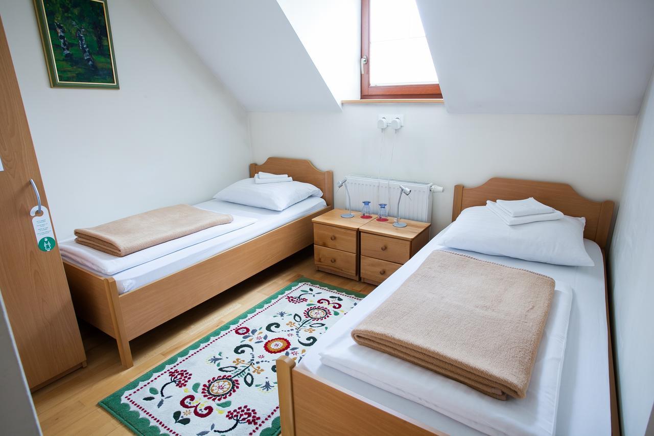 B&B Pod Skalo Kamnik Exterior photo